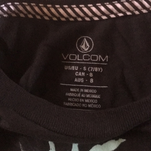 🐇 VOLCOM Aloha pineapple tee, size S (7/8), black - Picture 3 of 7